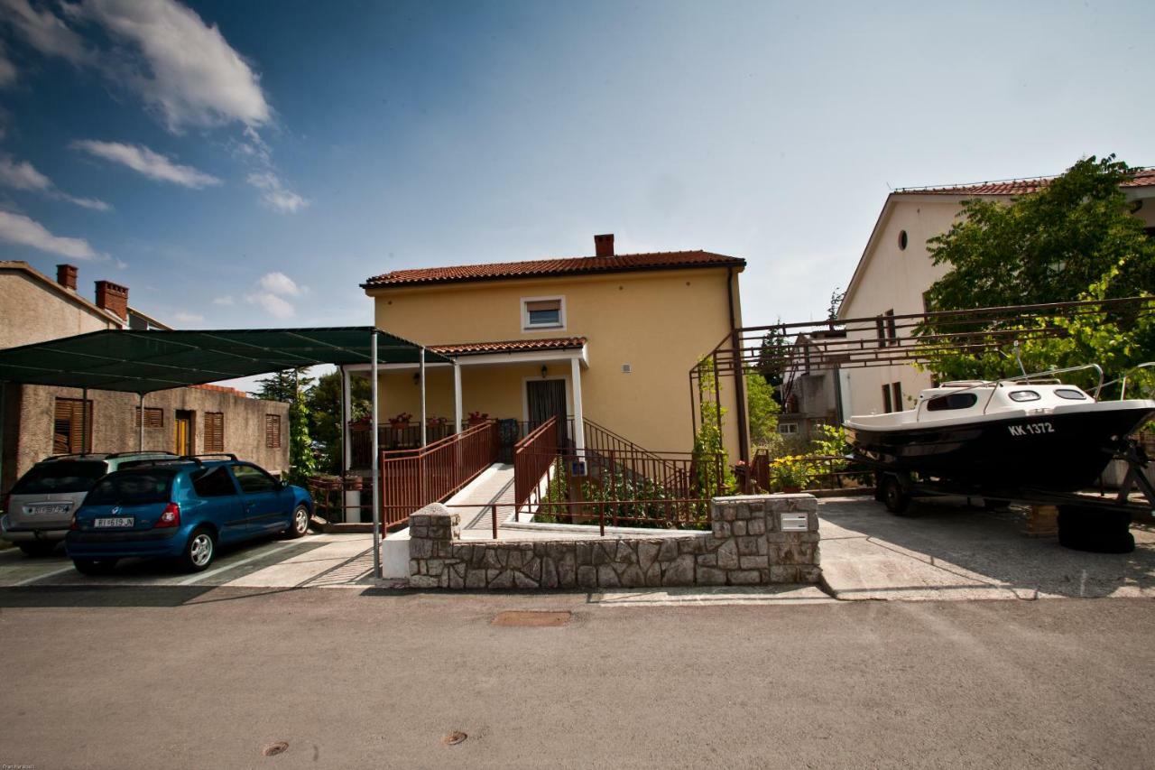 Apartments Topic & Krk Central Location Krk Town Luaran gambar