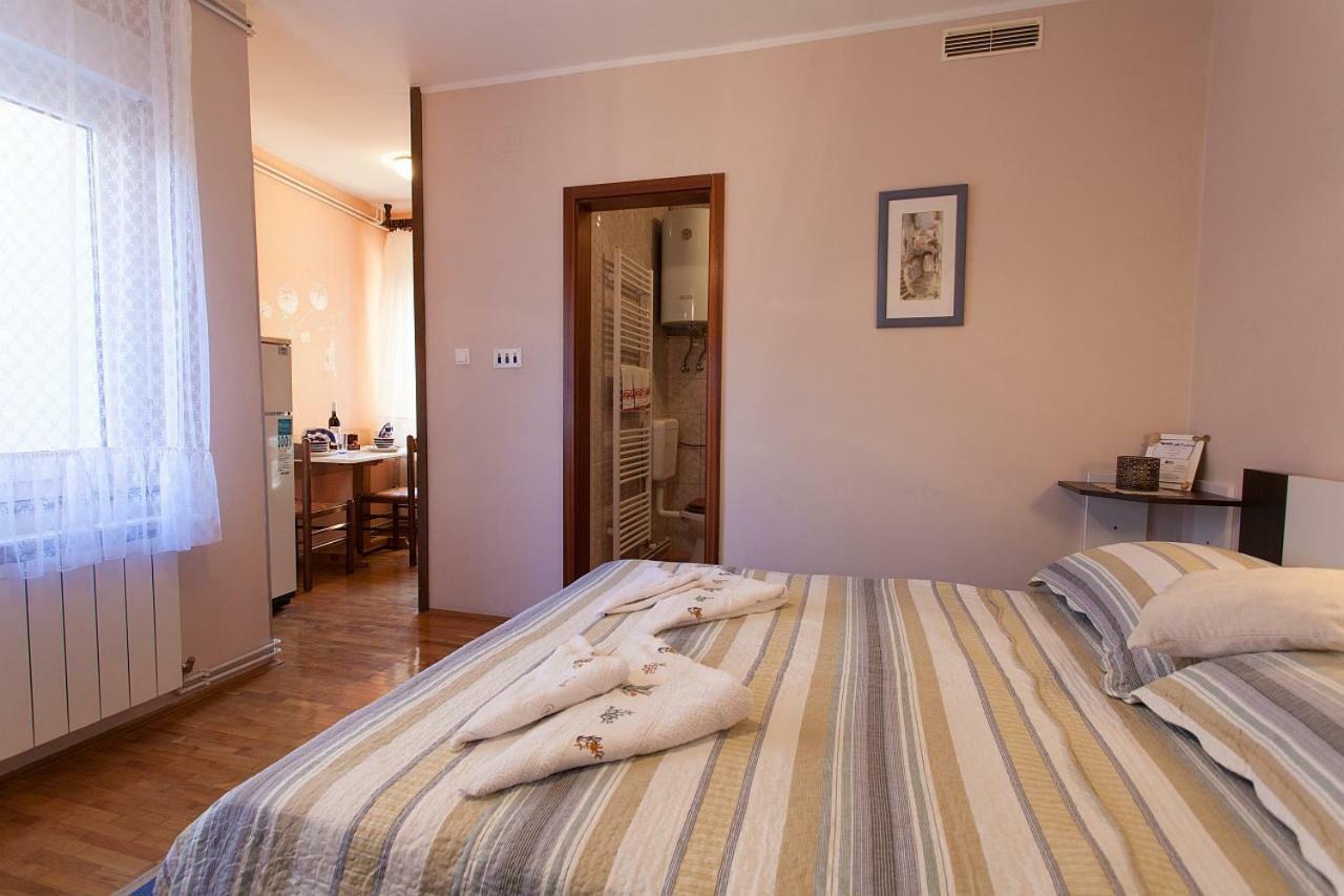 Apartments Topic & Krk Central Location Krk Town Luaran gambar
